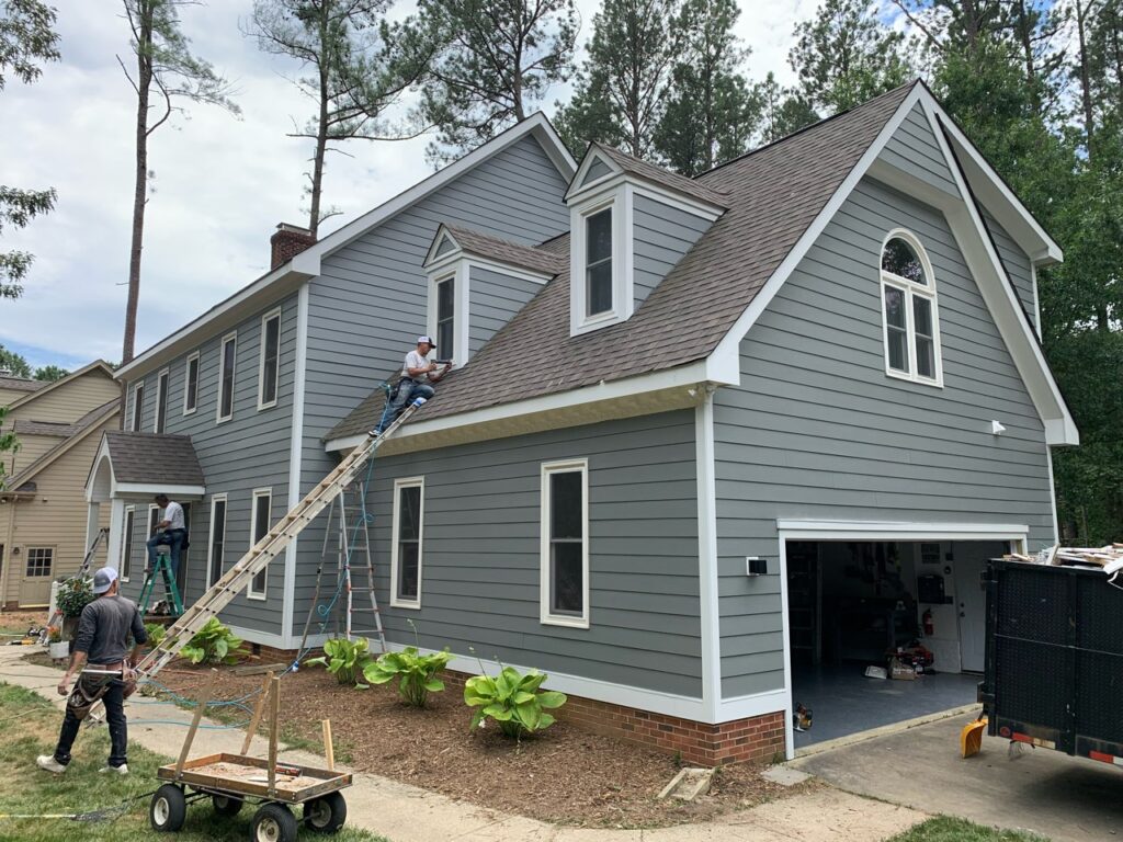 siding repair and replacement service